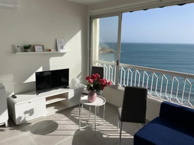 Precioso Apartamento A Estrenar En Primera Linea De Playa Benidorm Eksteriør bilde