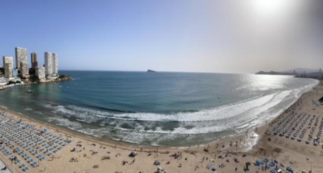 Precioso Apartamento A Estrenar En Primera Linea De Playa Benidorm Eksteriør bilde